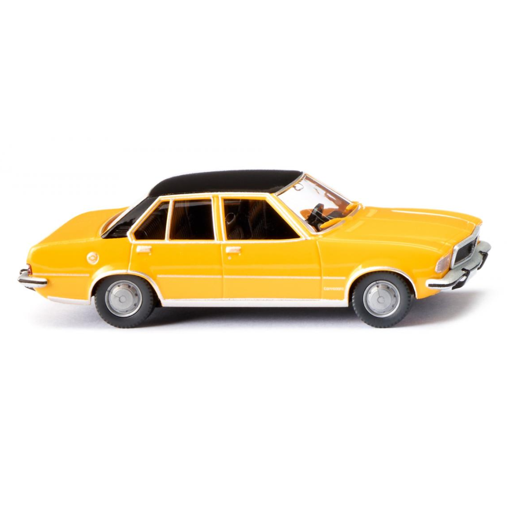 Rassige Rüsselsheimer Sportlimousine - Opel Commodore von Wiking