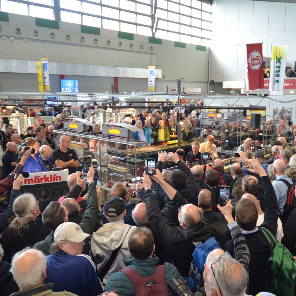 Märklin zeigt Rock’n’Roll- & Edelweiss-Züge – fünfmal „Goldenes Gleis“.