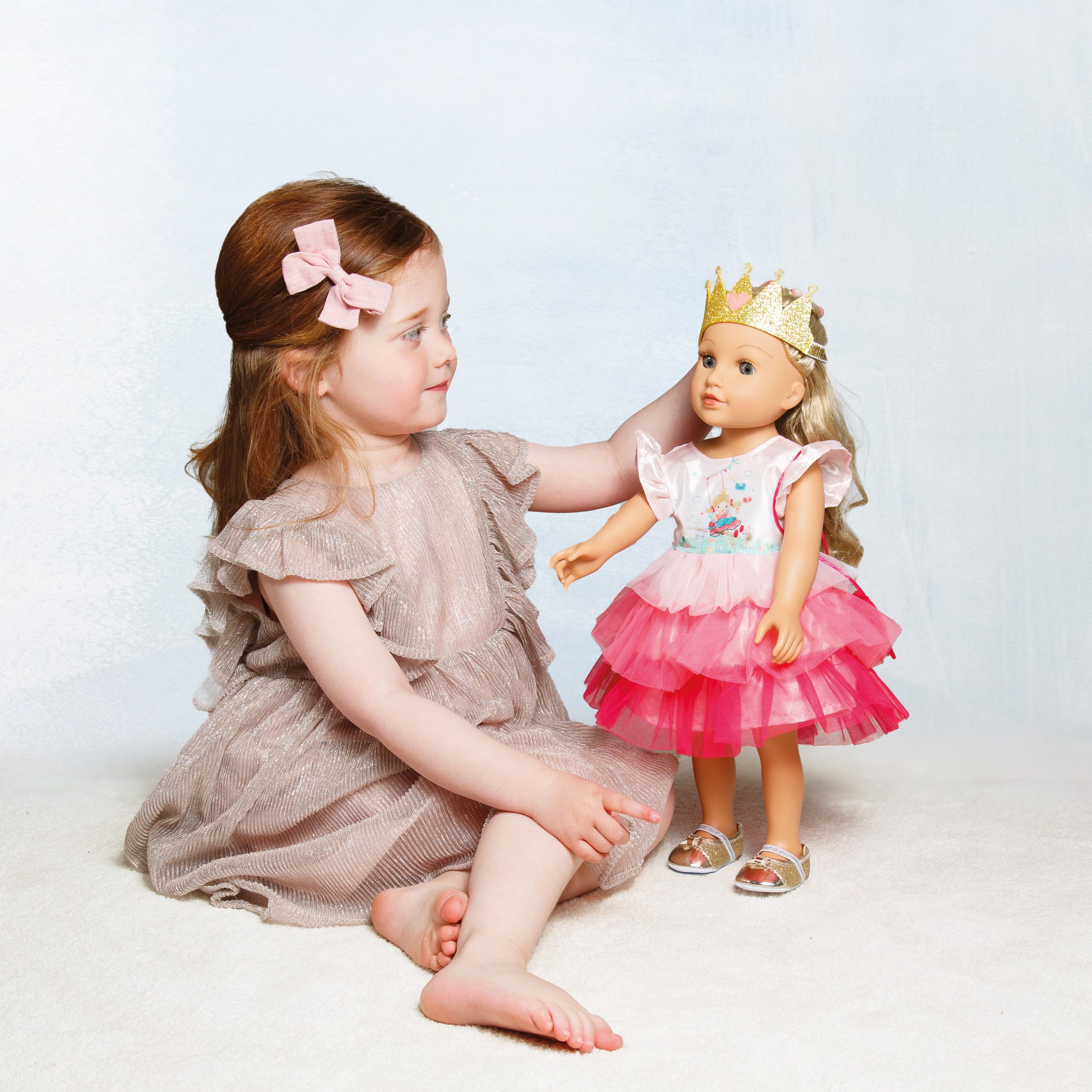 Ein Traum aus Tüll für ein fantasievolles Puppenspiel