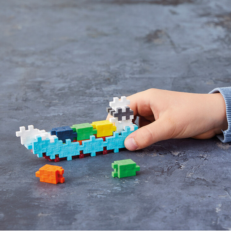 Plus-Plus Kreativbausteine im verkaufsstarken Display