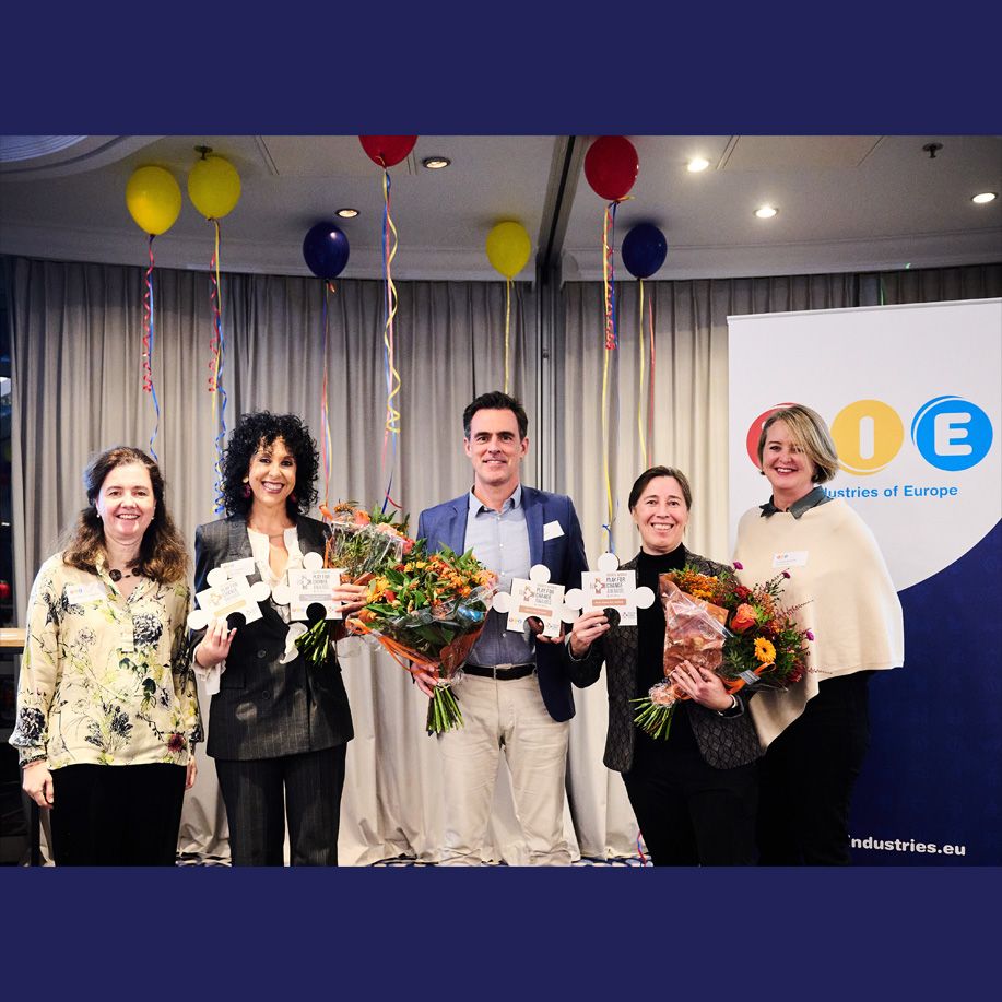 Play for Change Award 2025: Auszeichnung für Bionic Robotic Arm von KOSMOS