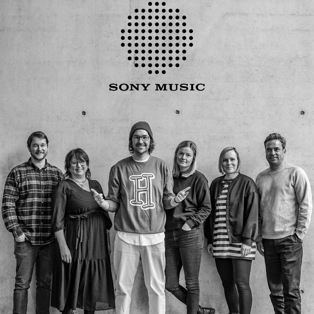 herrH und Sony Music verlängern ihre Partnerschaft